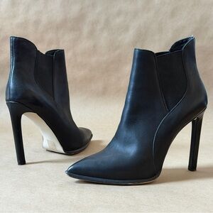 Jeffrey Campbell - Valinor - Sleek Black Heeled Boots 11M